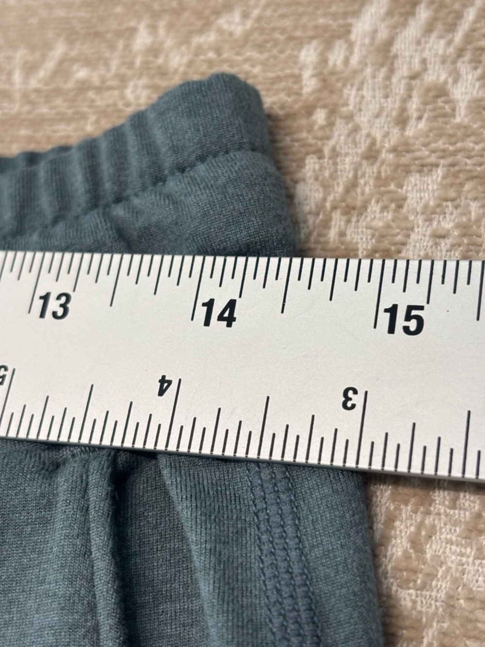 Vuori Performance Joggers Small Blue Gray DreamKnit Soft Stretch EUC - Picture 10 of 13